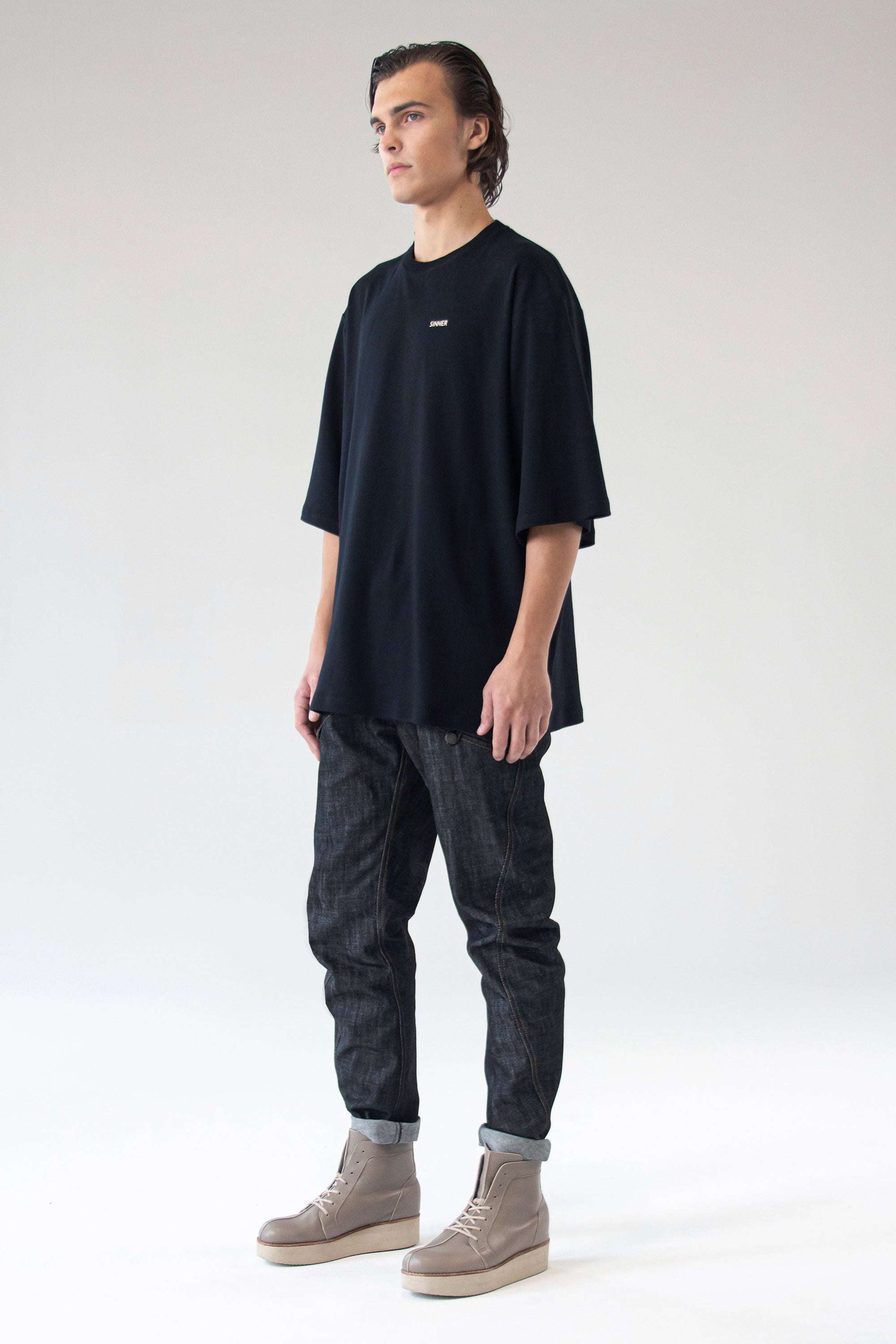 T-shirt SINNER